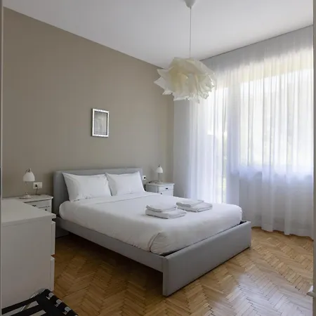 Bright - Steps From The Old Town Appartement